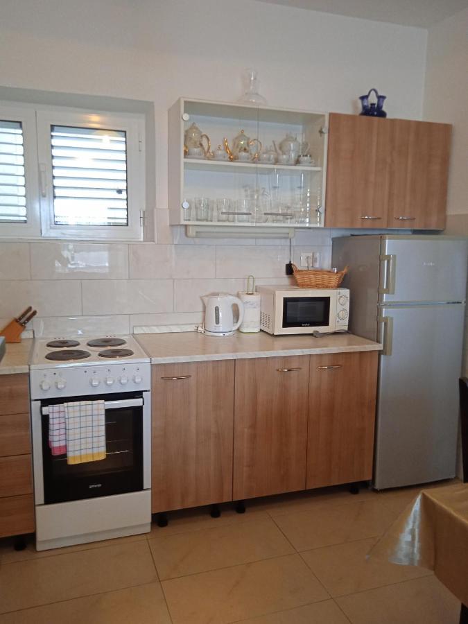 Apartment Davor Gradac  Eksteriør bilde