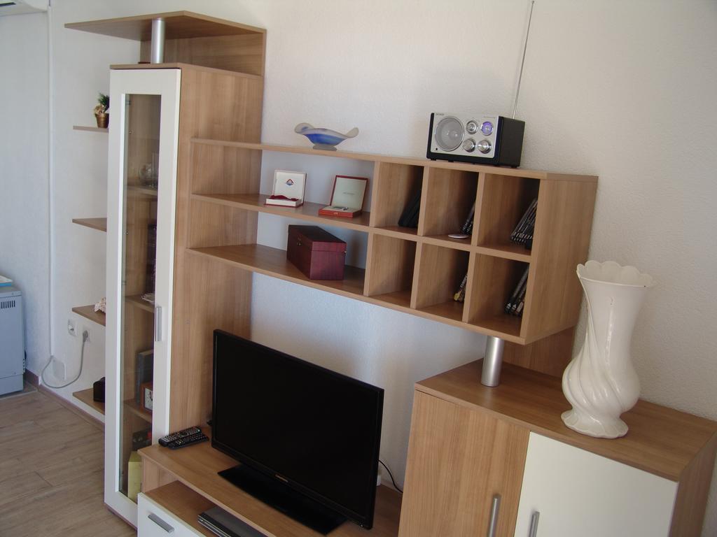 Apartment Davor Gradac  Rom bilde