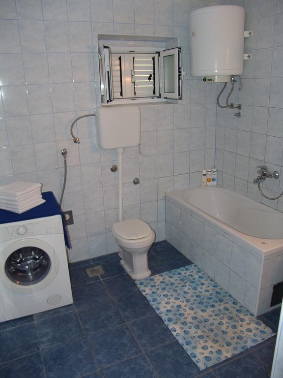 Apartment Davor Gradac  Rom bilde